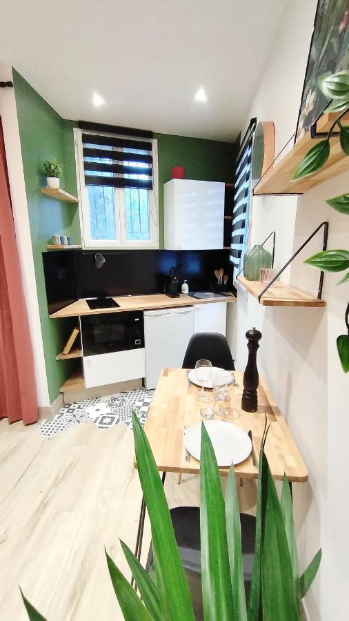 Ferienwohnung Studio De Charme Climatise Gare Riquier Nizza Exterior foto